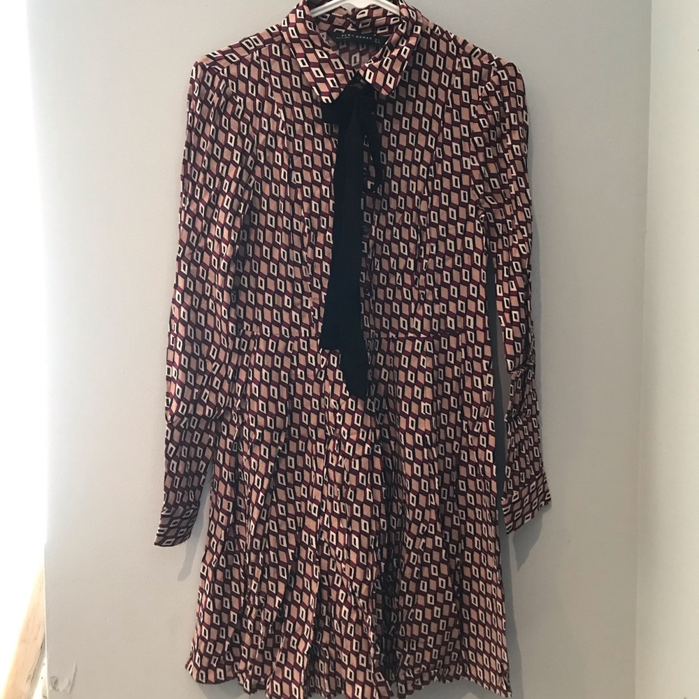 Zara geometric pattern long sleeve dress